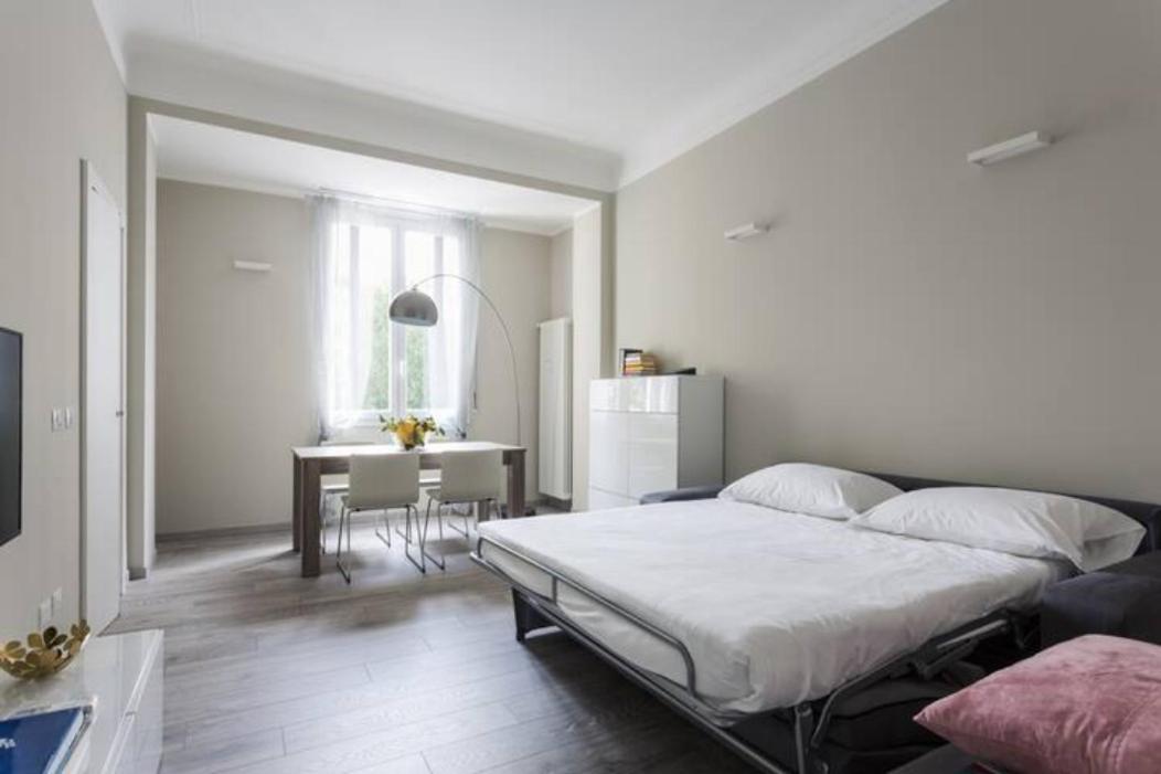 Apartment Citta Studi Bright And Stylish Flat With Balcony Mailand